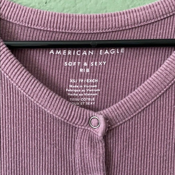 Cropped AE Top - Picture 2 of 2